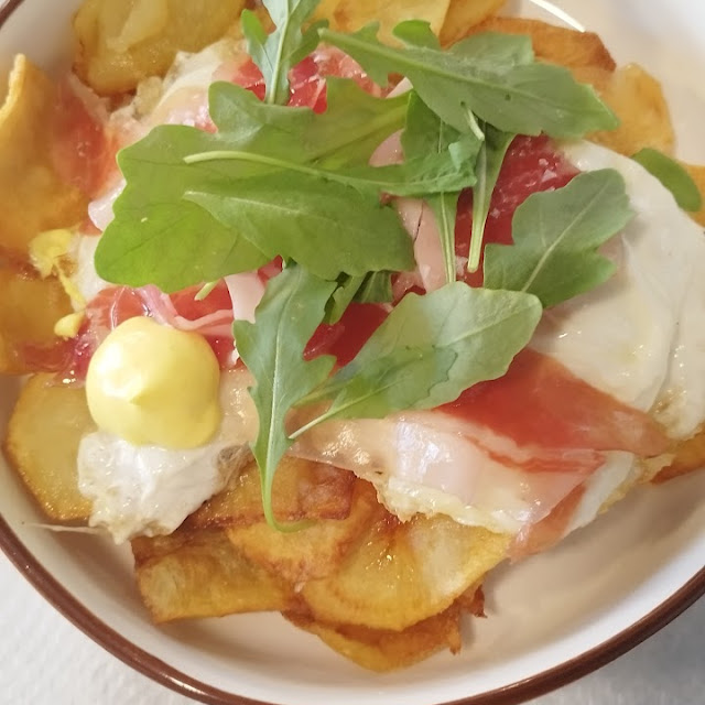 Huevos Rotos Con Jamón