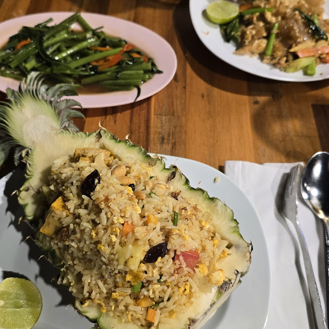 Fried Rice Pineapple