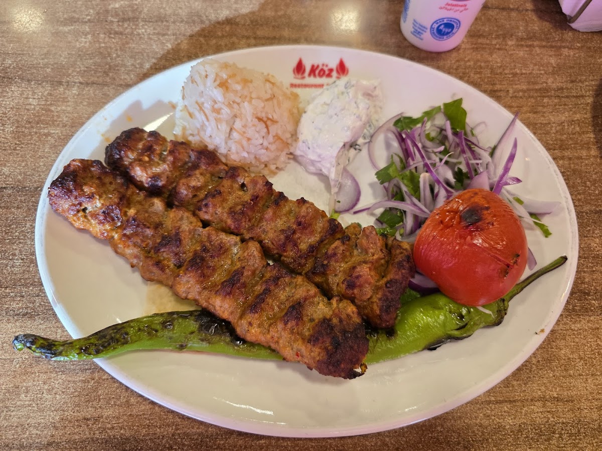 Koz Turkisches Restaurant - Photo 3