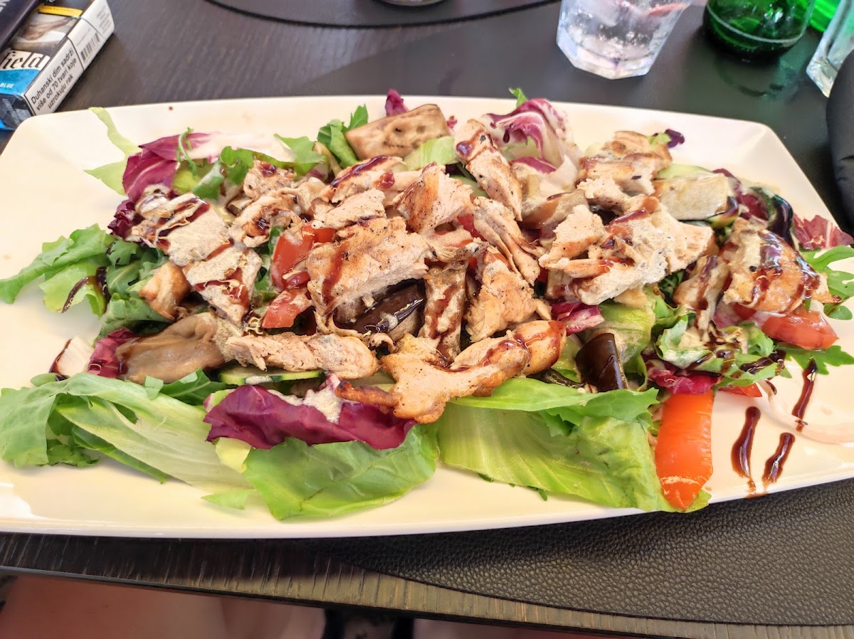 Aquarelle Bistro - Photo 9