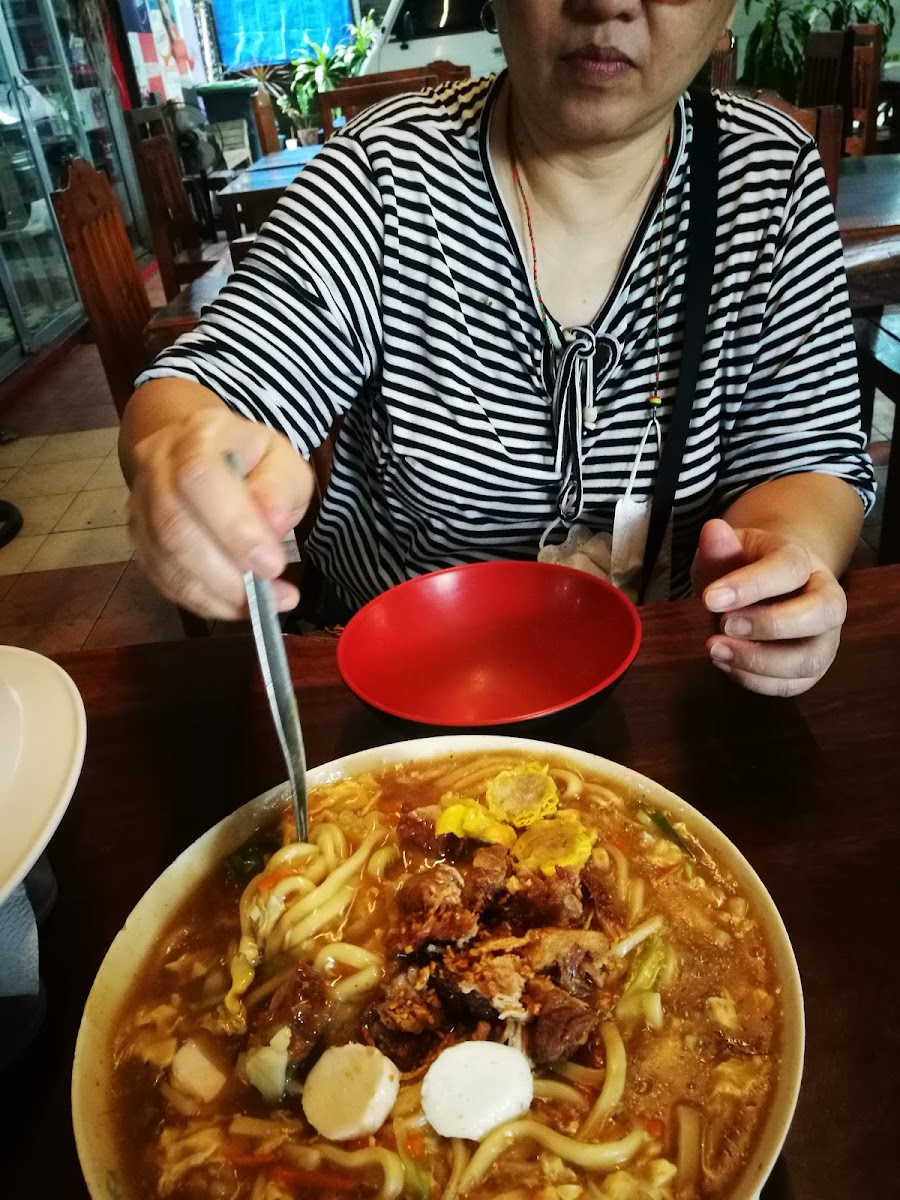 Boss Kiko Diner - Photo 4