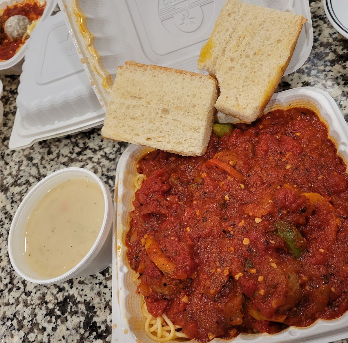 Bain St Pasta - Photo 8