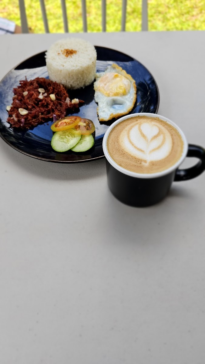 Bean Basket Garden Cafe - Photo 7