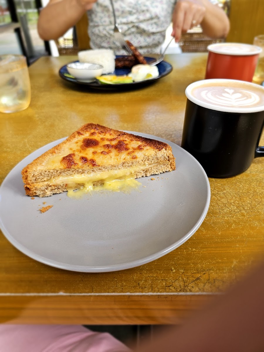 Bean Basket Garden Cafe - Photo 8