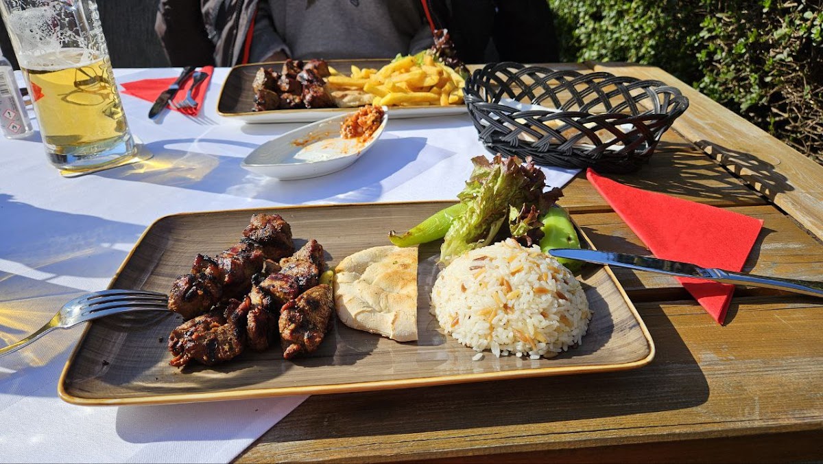 Limon-Cafe-Restaurant - Photo 7