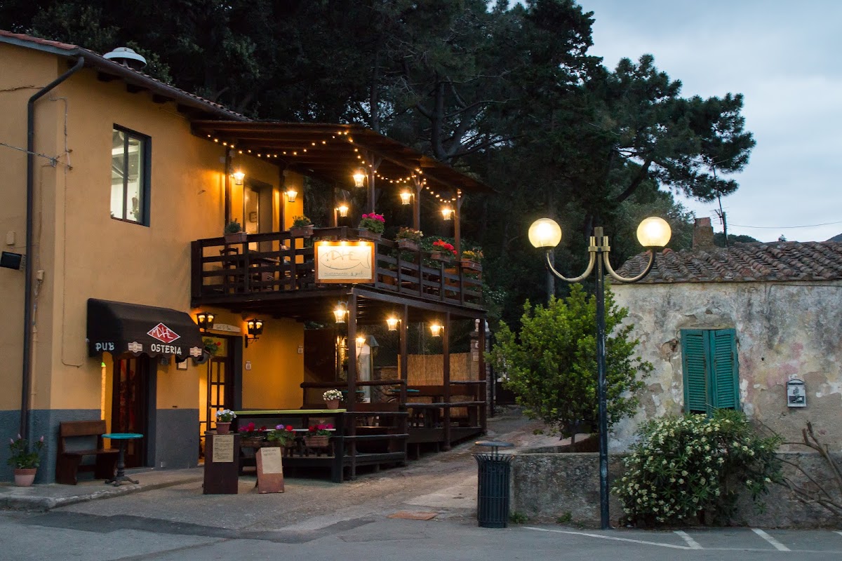 Mahe' - Ristorante&Pub - Photo 6
