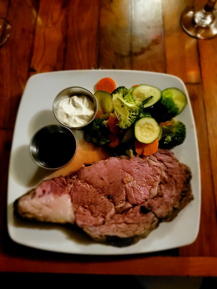 Feeney's Restaurant & Bar - Photo 9