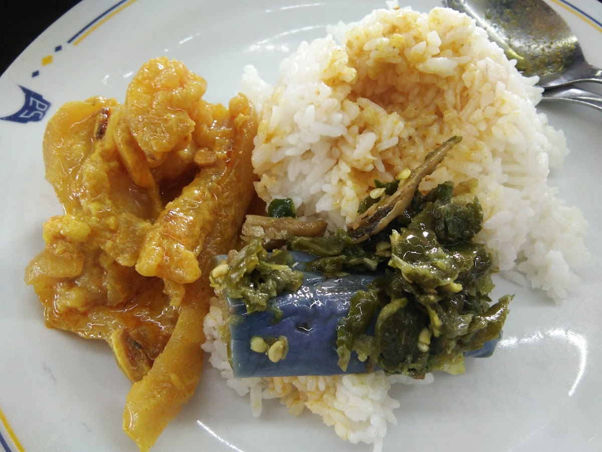 Restoran Sederhana Rawamangun - Photo 9
