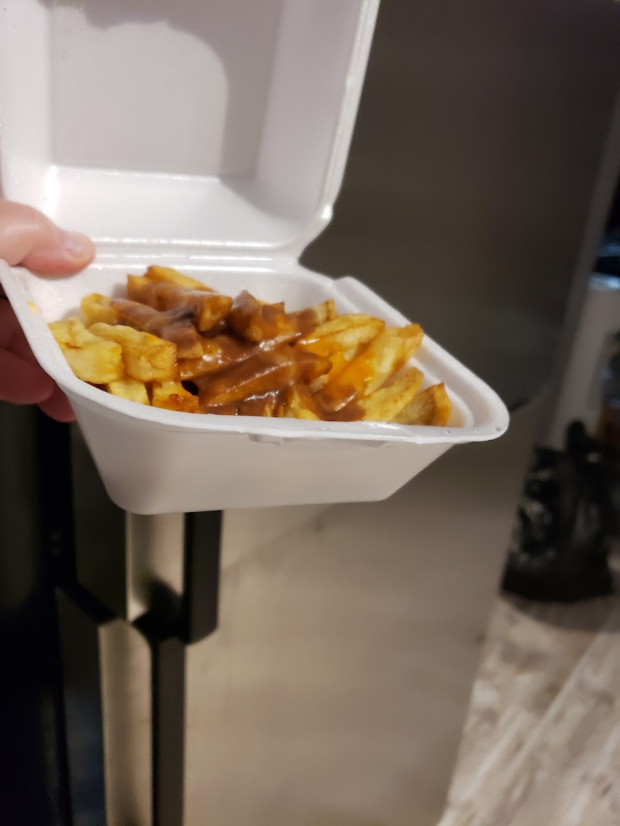Brantford Chip Wagon - Photo 5