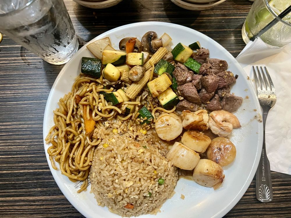 Ooka Sushi & hibachi steak House - Photo 9