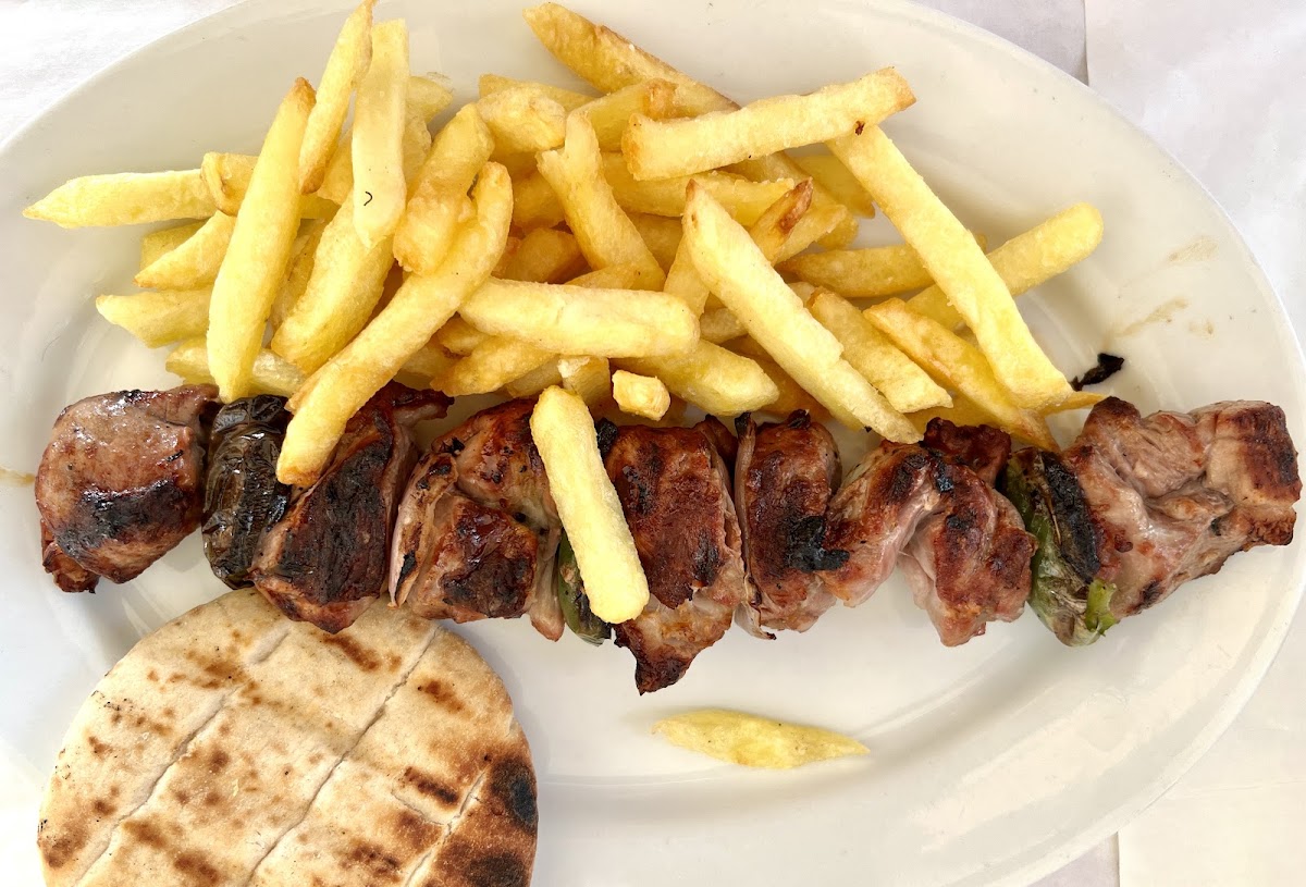Taverna Saita - Photo 2