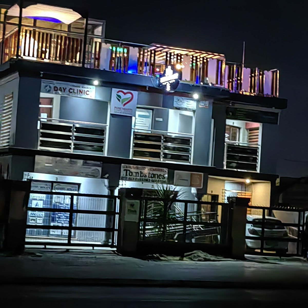 The Tellos Restaurant - Photo 2