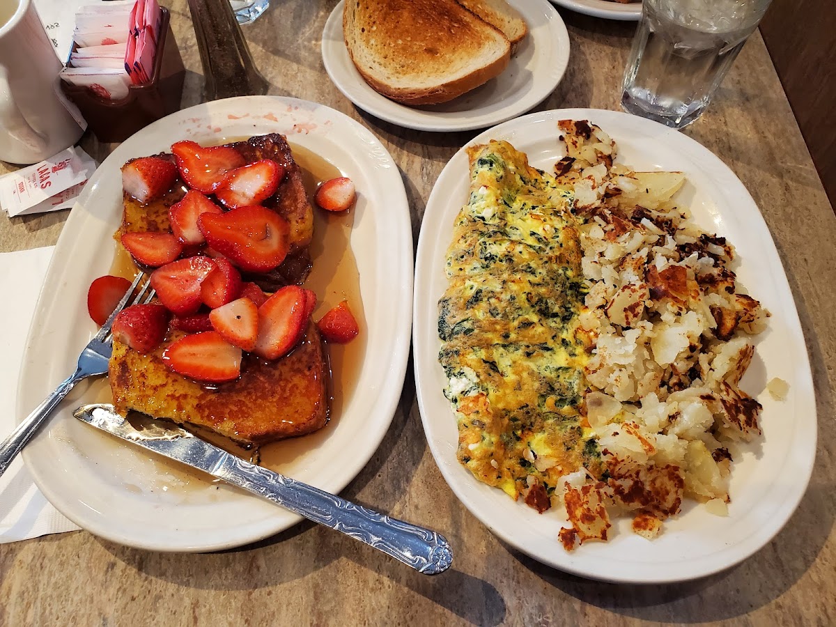Little Pete's - Photo 2