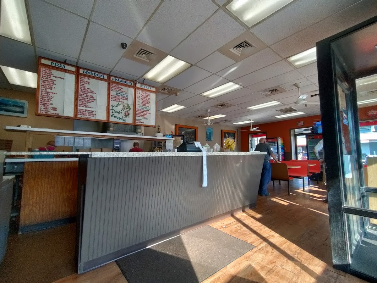 House of Pizza - Photo 7
