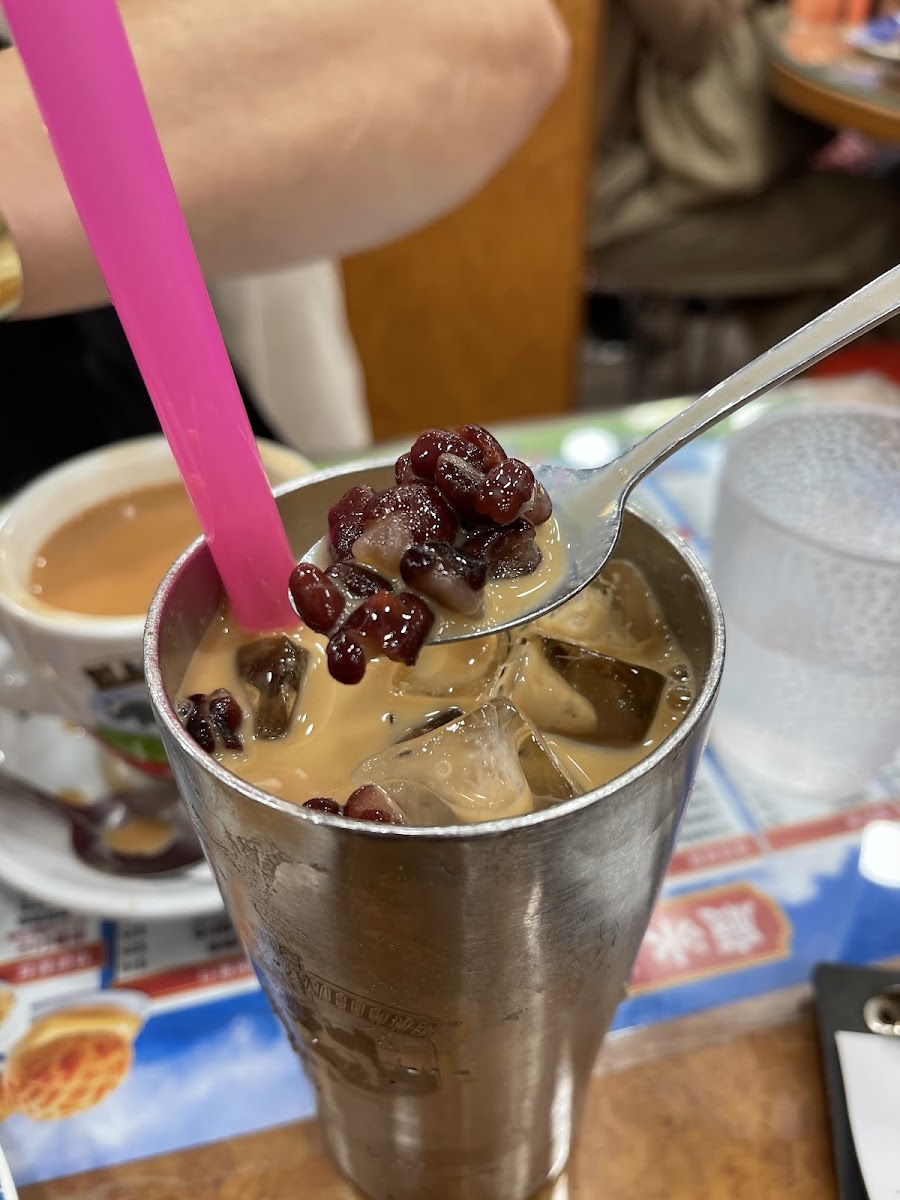 Kam Wah Cafe & Cake Shop - Photo 8