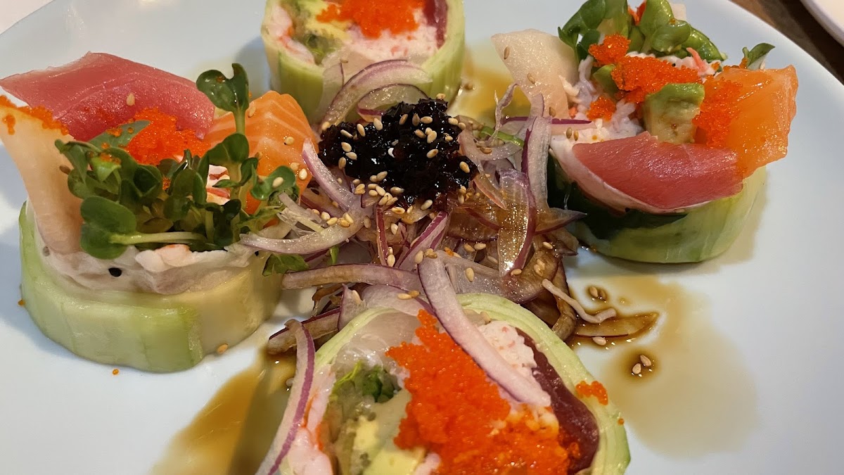 Little Brother's Sushi - Photo 5