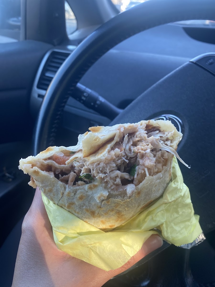 Taqueria Mendoza - Photo 7