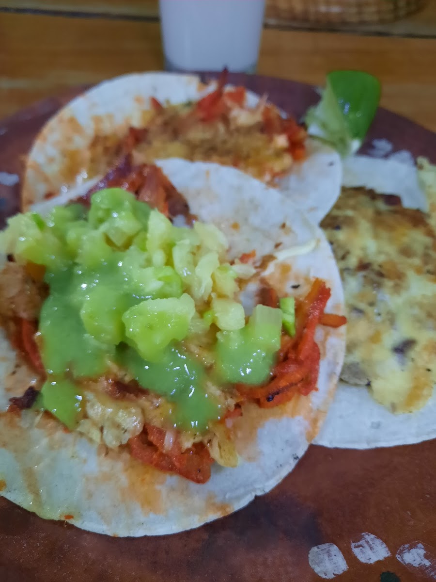 El Rey Del Taco - Photo 4
