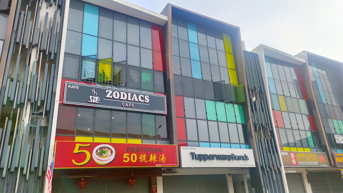 Zodiacs Cafe