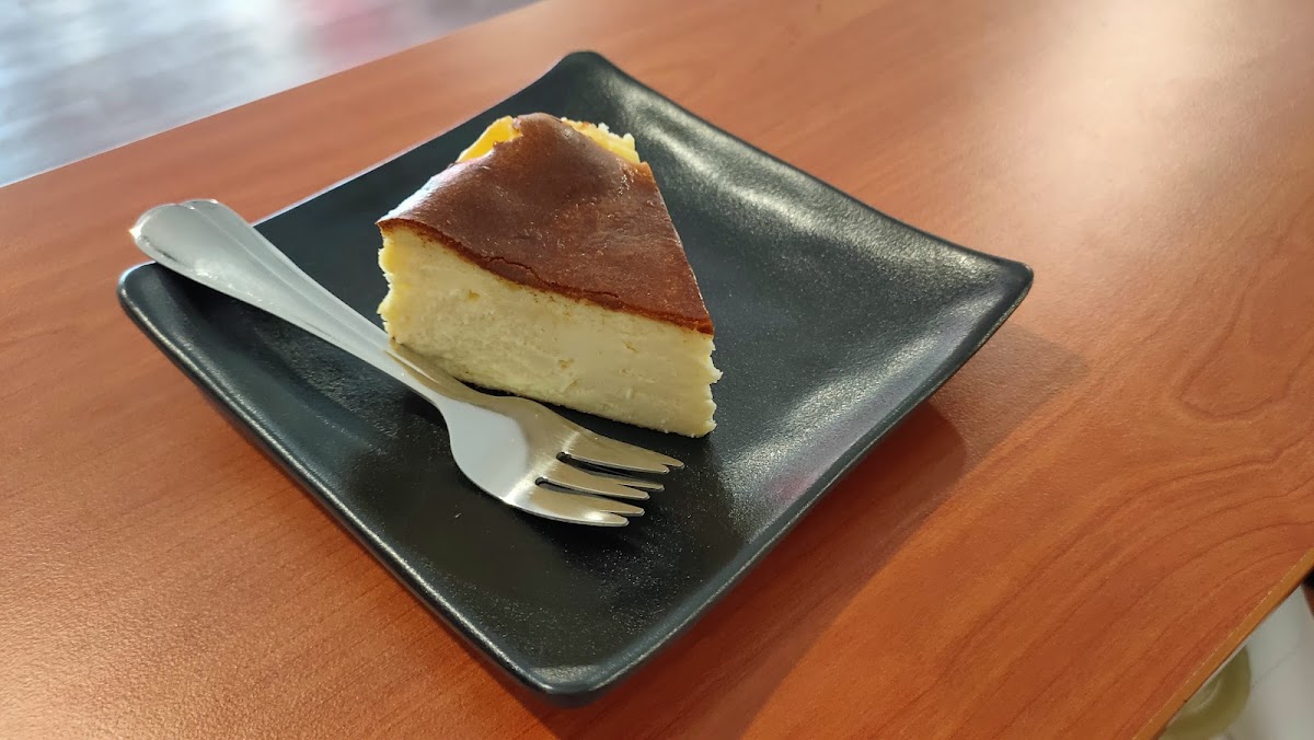 Zodiacs Cafe - Photo 6