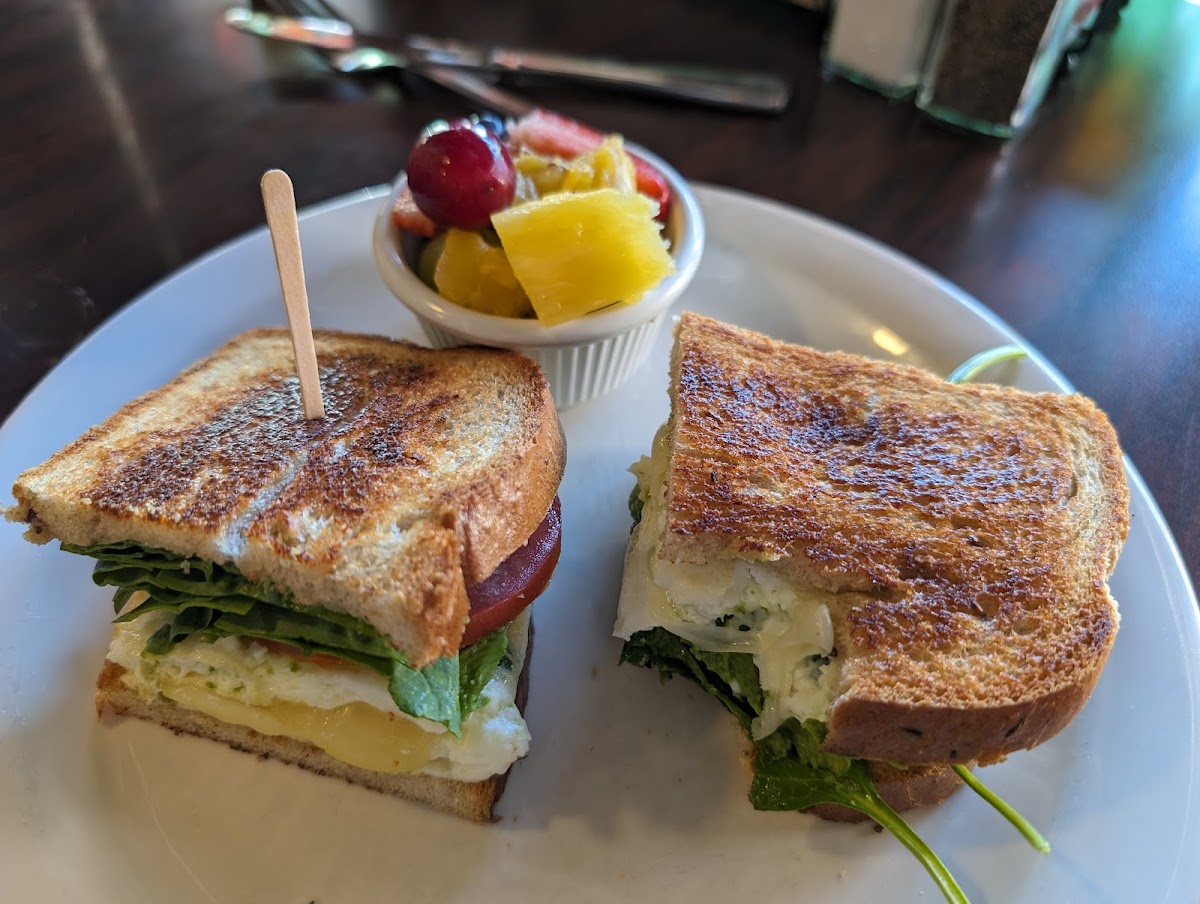Lido Café and Bakery - Photo 6