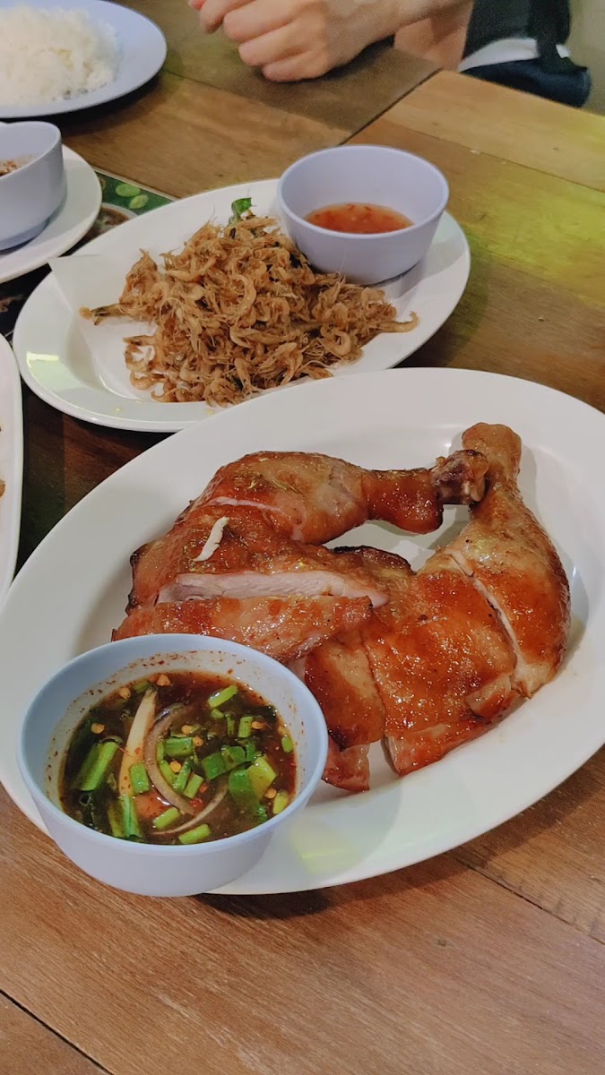 Zabb One Ratchada Soi 5 - Photo 1