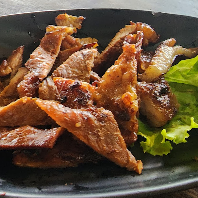 คอหมูย่าง