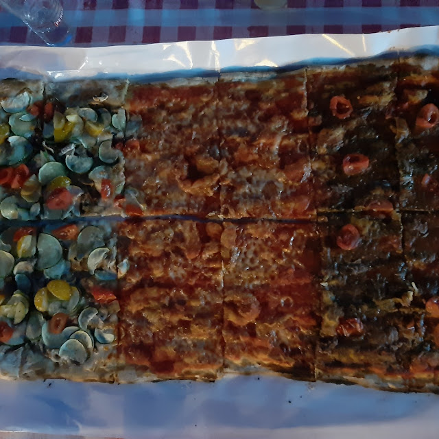 Pizza Alla Pala Con Margherita Marinara Pachino E Zucchine