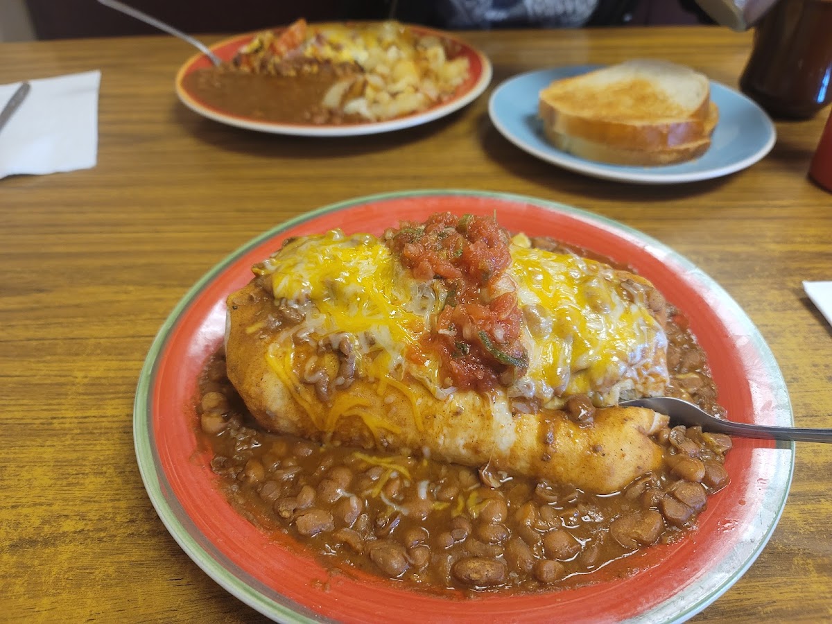 Overland Cafe - Photo 3