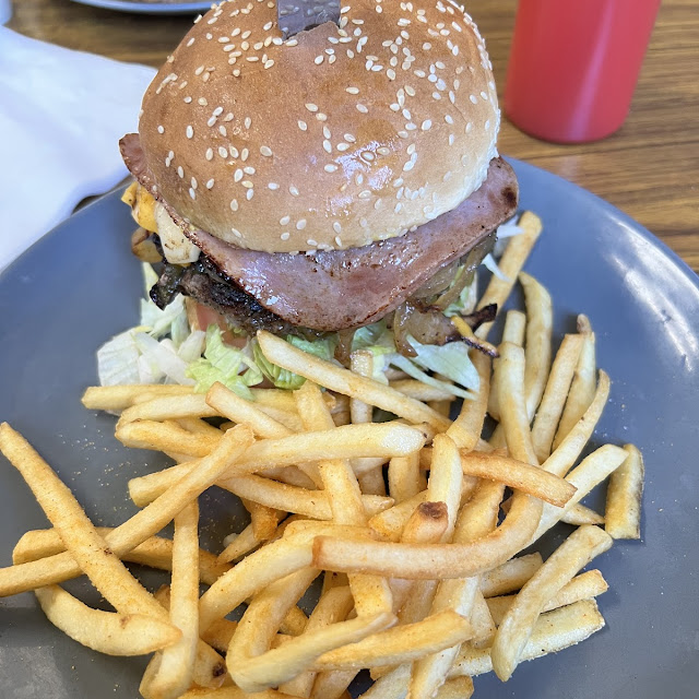 Famous Cowboy Burger