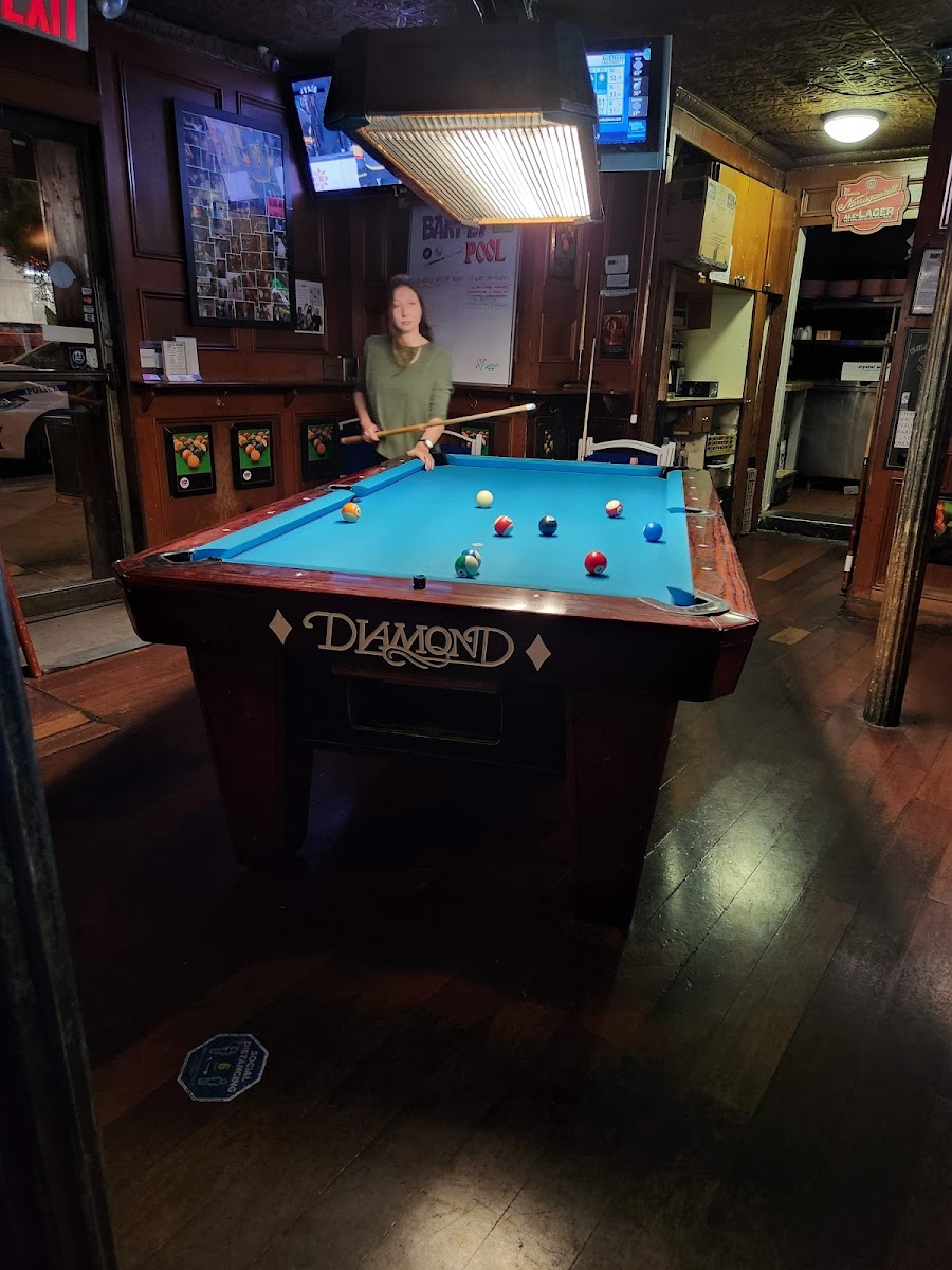 Barfly - Photo 4