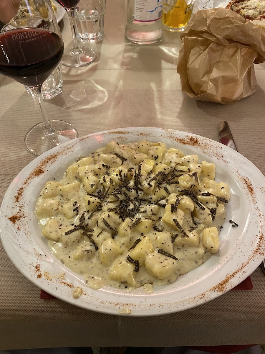 Trattoria Anselmi da Mary - Photo 2