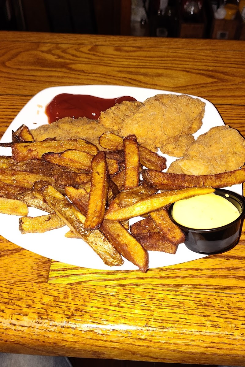 Arlin's Bar & Garden - Photo 4