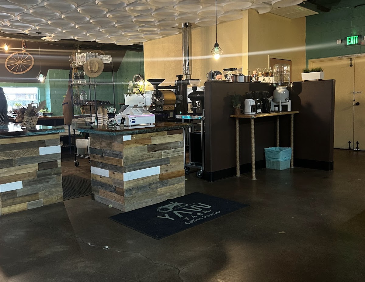 Yaw Farm Coffee Roaster - Photo 2