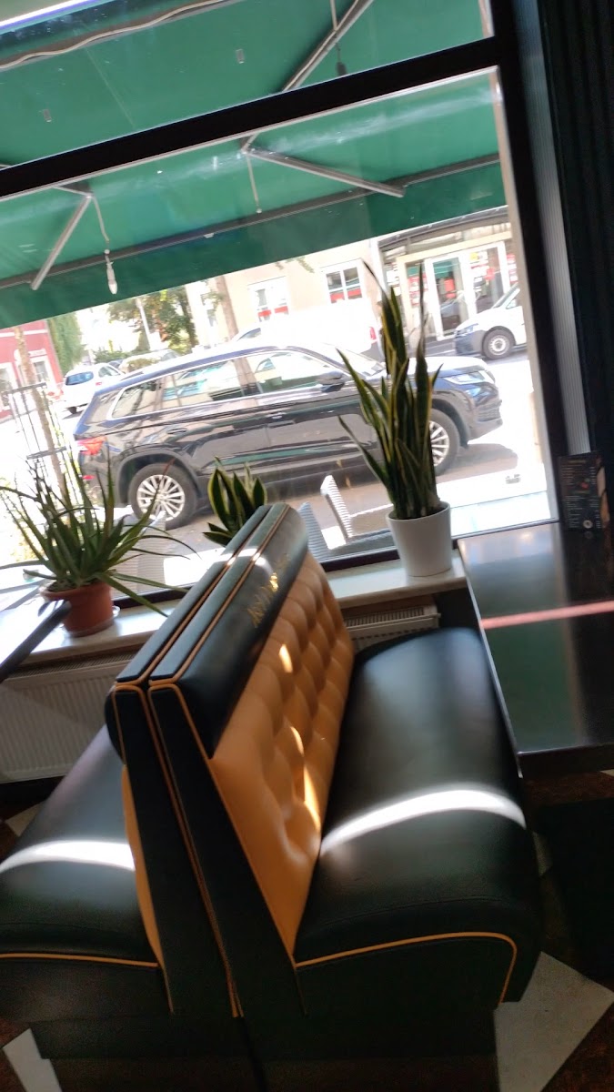 Asel Döner Haus - Photo 1