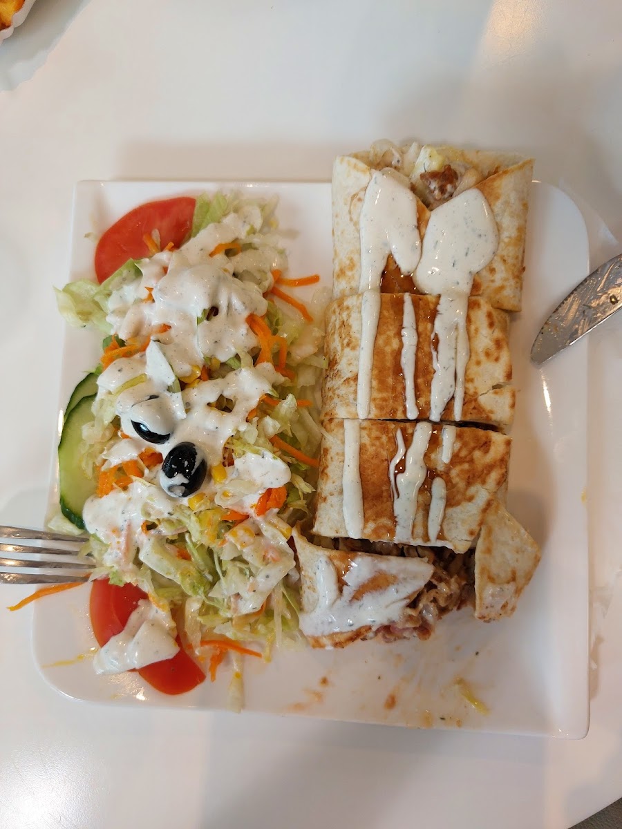 Pyramide Grill - Photo 5