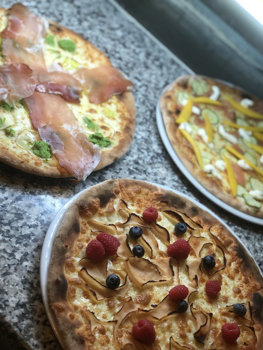 THE FAMILY BAR PIZZERIA - Photo 8