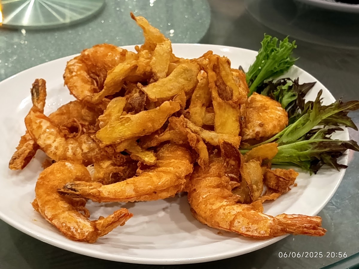 Restoran River Bay - Photo 2