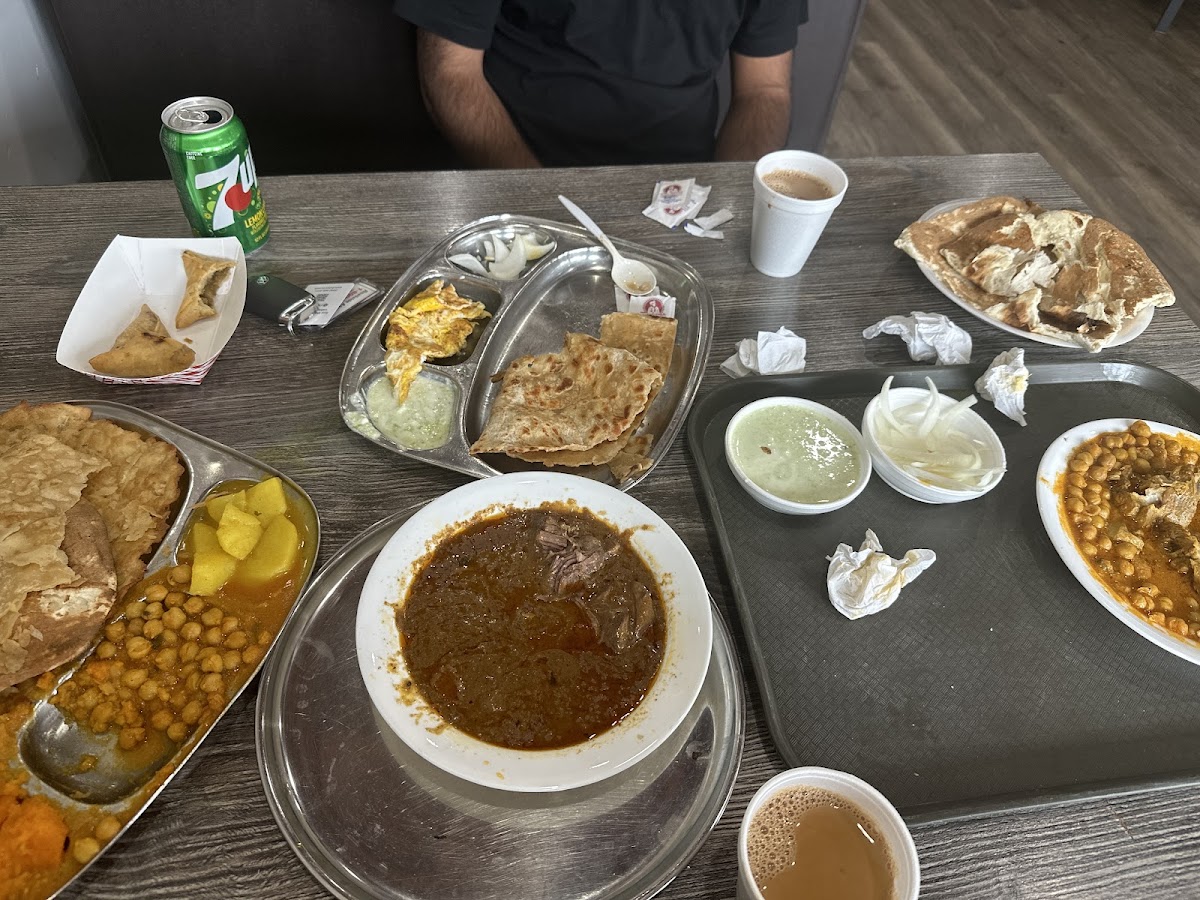 Ghareeb Nawaz Restaurant - Photo 5