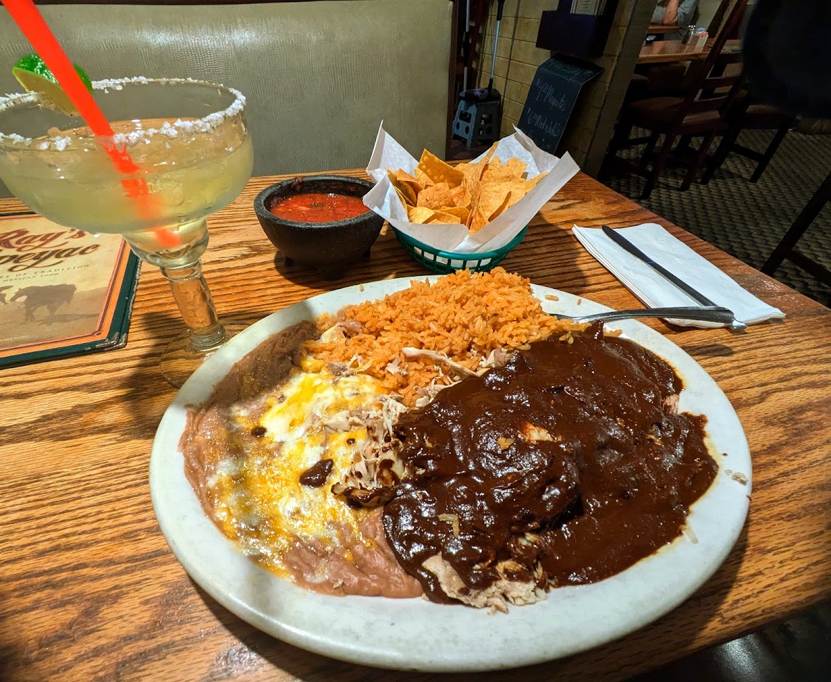Ray's Tepeyac - Photo 3