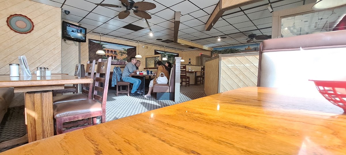 Ray's Tepeyac - Photo 8