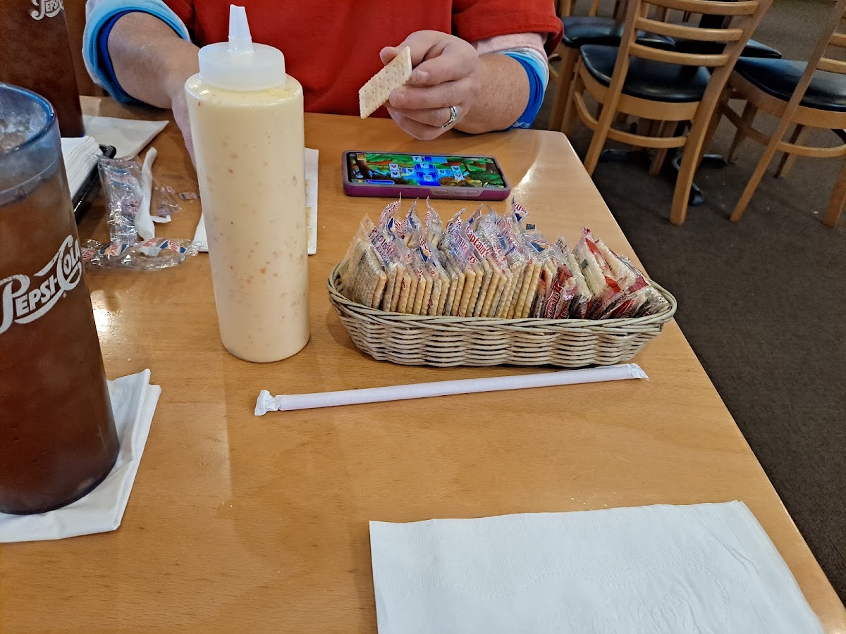 The Mall Deli - Photo 5