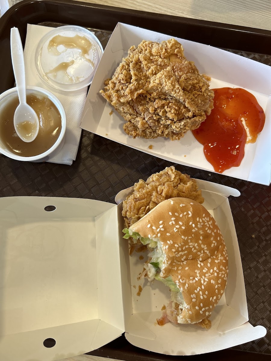 KFC PADANG MAT SIRAT, LANGKAWI - Photo 8