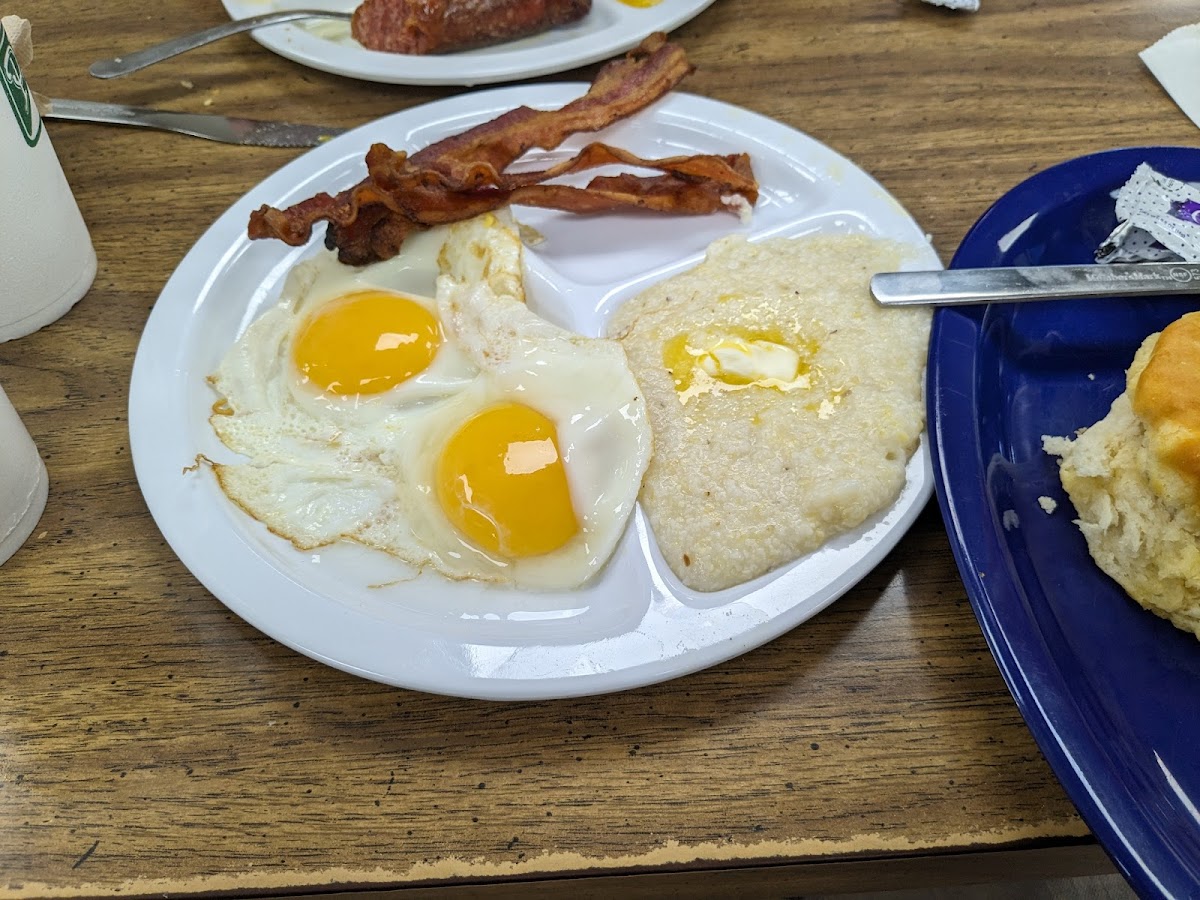 Pearly's Famous Country Cooking - Photo 3
