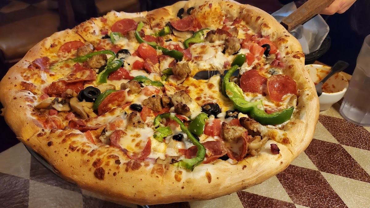 Milano's Pizza - Photo 3