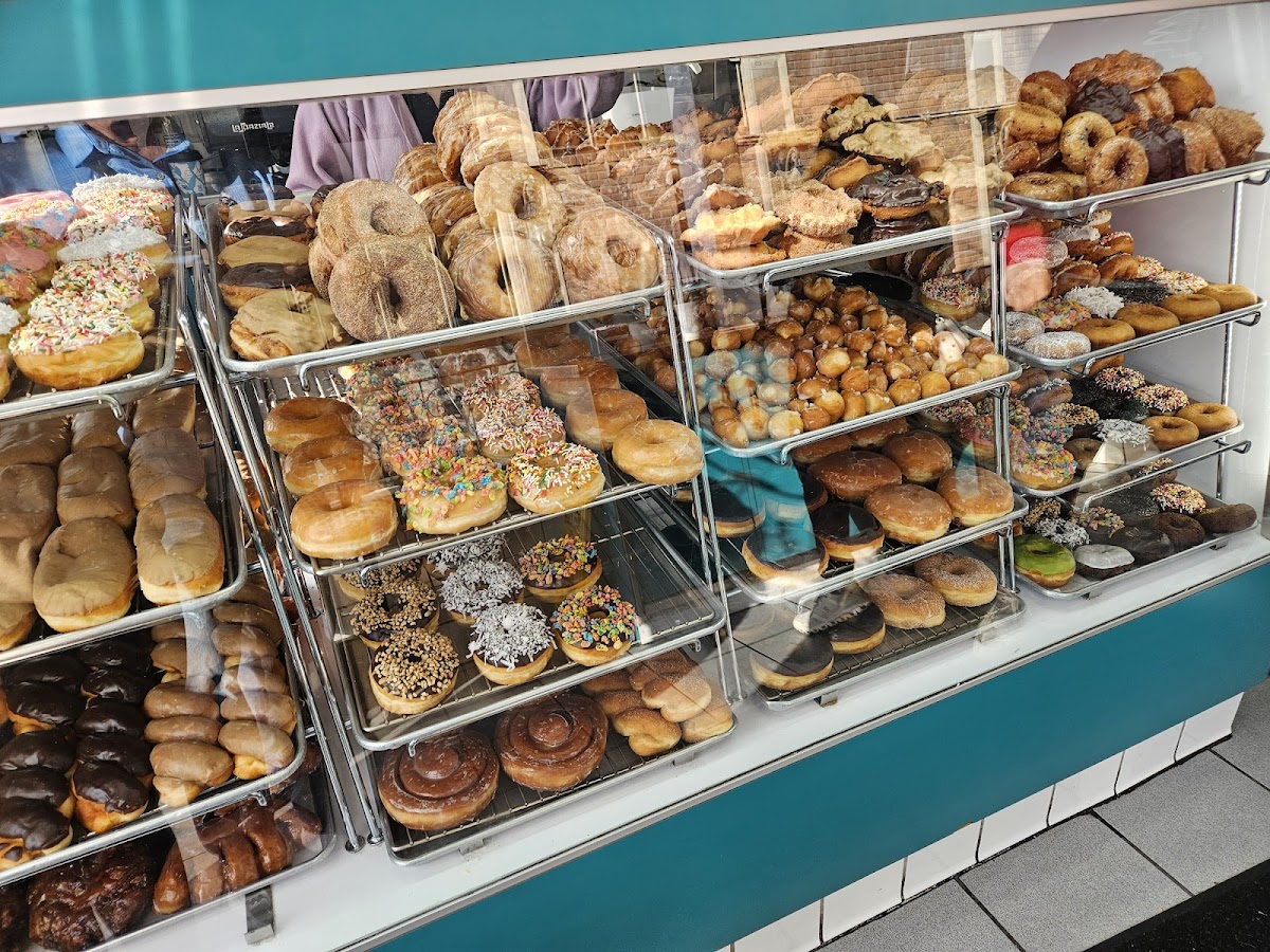 Seaside Donuts Bakery - Photo 1