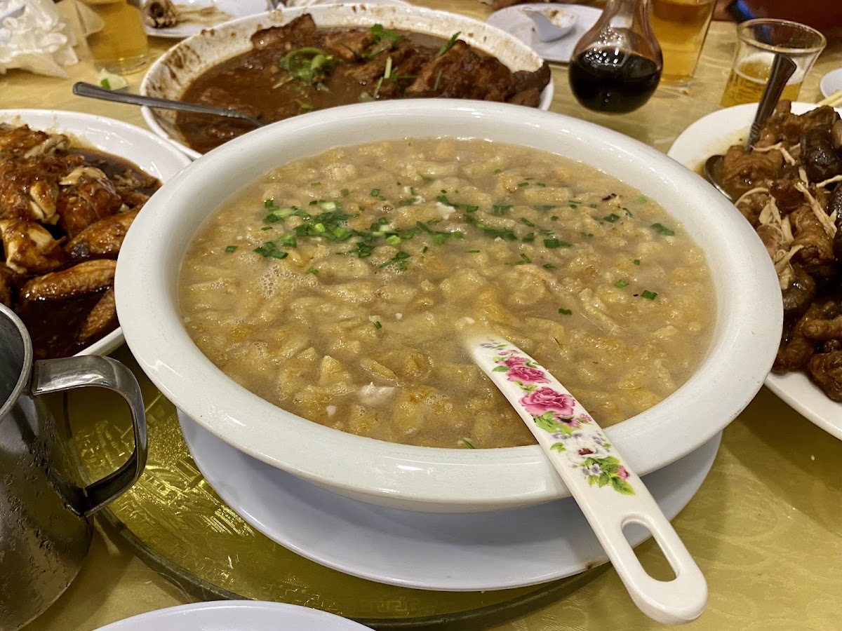 Hong Bing Restoran - Photo 8