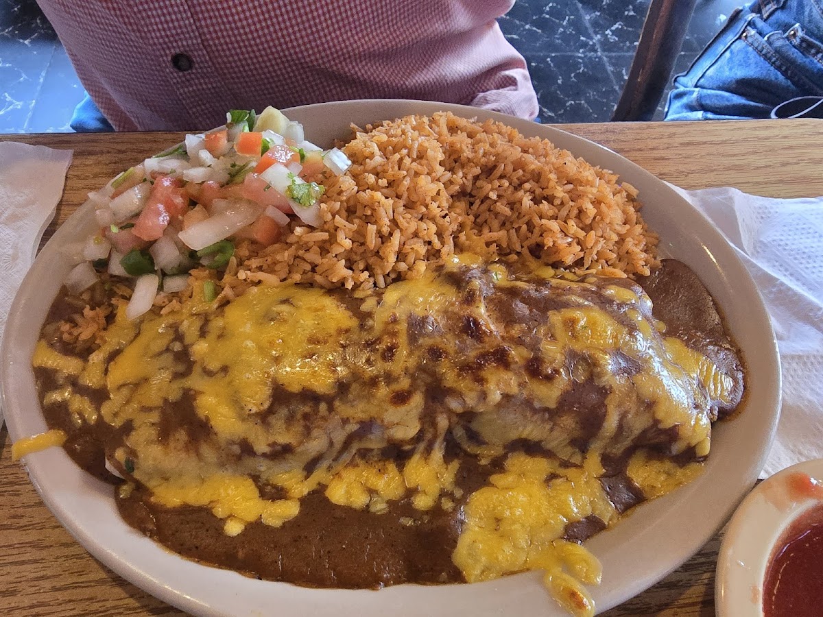 Elenas Mexican Restaurant - Photo 2