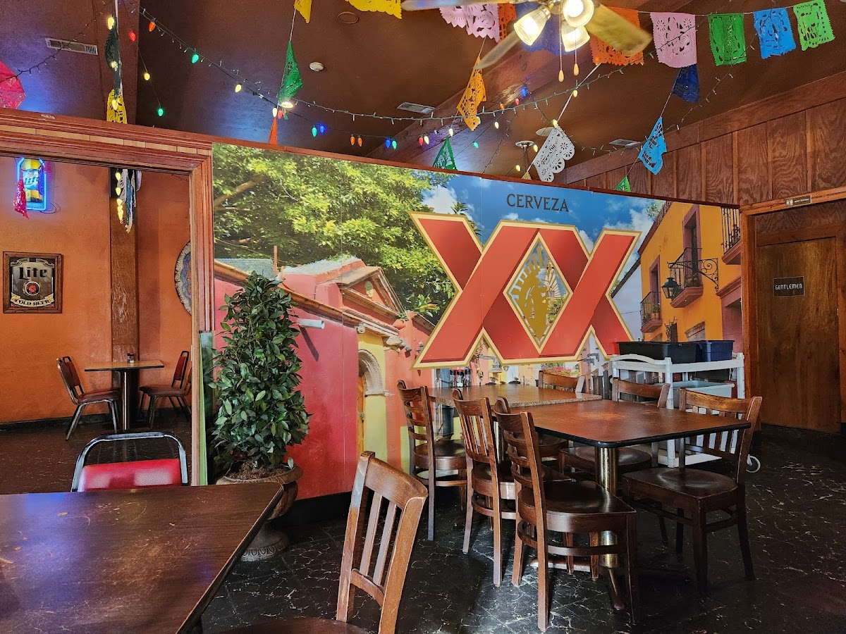 Elenas Mexican Restaurant - Photo 5