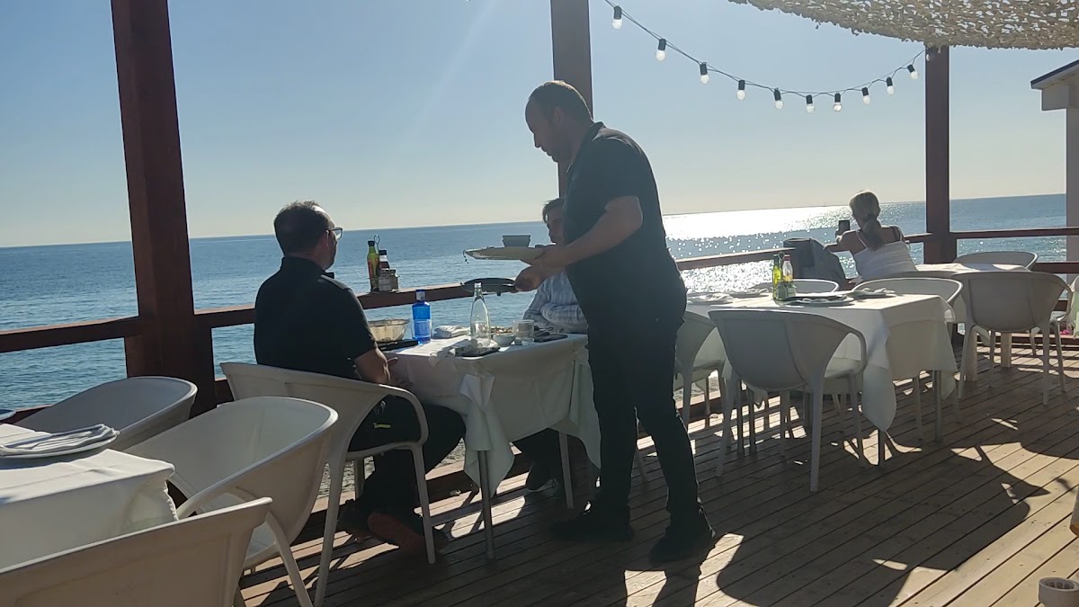 Restaurante La Restinga Beach - Photo 1